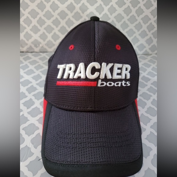 Tracker Boats Hat - Picture 1 of 4